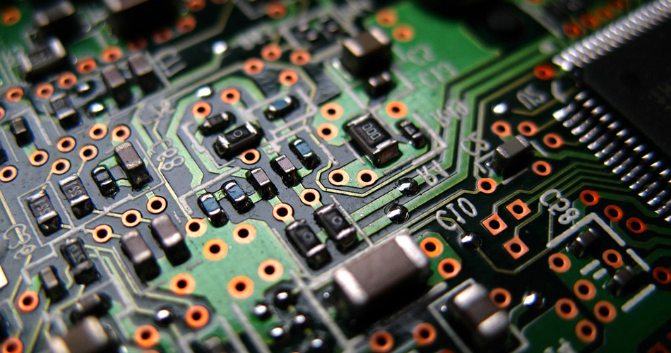 Fadhbanna cáilíochta sádrála agus modhanna feabhsaithe i bpróiseáil PCBA