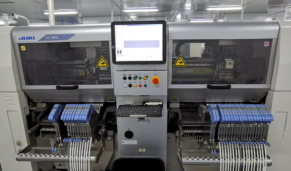 Uasmhéadú úsáide fuinnimh agus rialú tionchair timpeallachta i monarchana PCBA