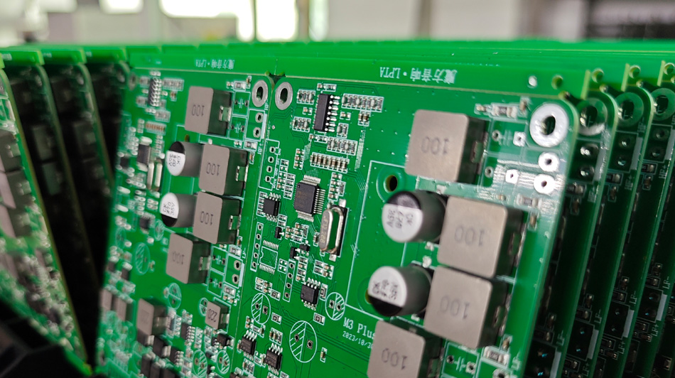 Freagra tapa: Conas is féidir le seirbhís iar-díola monarchana PCBA sástacht na gcustaiméirí a chinntiú?