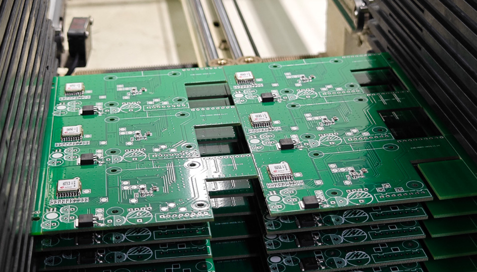 Conas costais fholaithe i bpróiseáil PCBA a laghdú trí chomhoibriú agus trí chomhoibriú