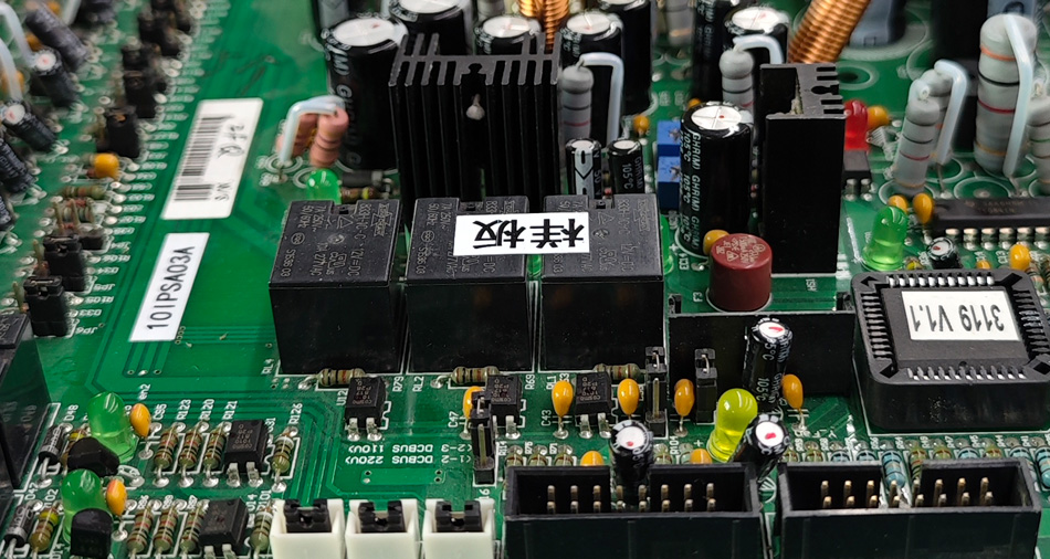 Conas a dhéanann bainistíocht costais monarchana PCBA difear do bhuiséid tionscadail?