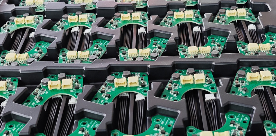 Cén fáth go bhfuil dlúthchaidreamh slabhra soláthair chomh tábhachtach do sheachadadh mhonarcha PCBA?