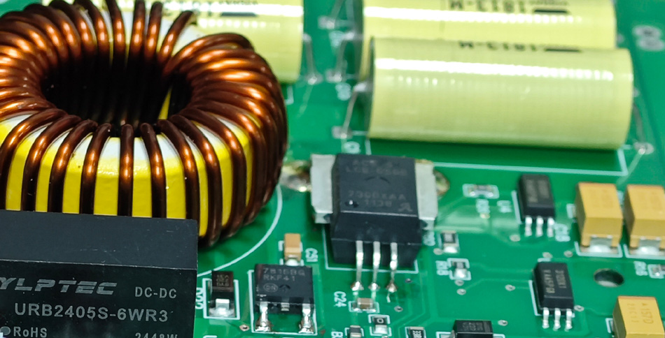 Conas an Soláthraí PCBA Ideal a Roghnú Bunaithe ar Chumais Chuimsitheach Monarcha PCBA?