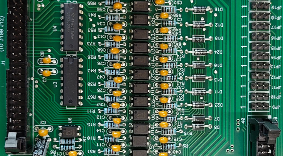 Conas a athraíonn forbairt chliste monarchana PCBA rialacha an chluiche?