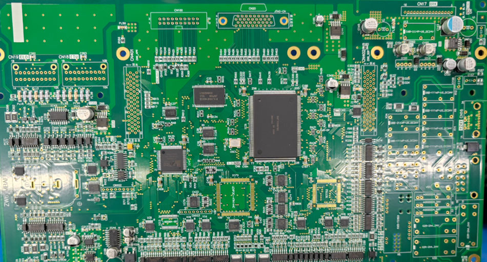 Conas is féidir le monarchana PCBA aghaidh a thabhairt ar dhúshláin chomhshaoil ​​trí straitéisí déantúsaíochta glasa?