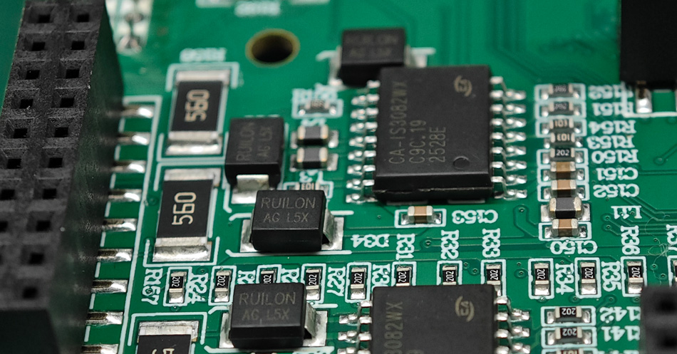 Freagra Tapa ar Riachtanais an Chustaiméara: Conas a Feidhmíonn Foireann Tacaíochta Teicniúil Monarcha PCBA?