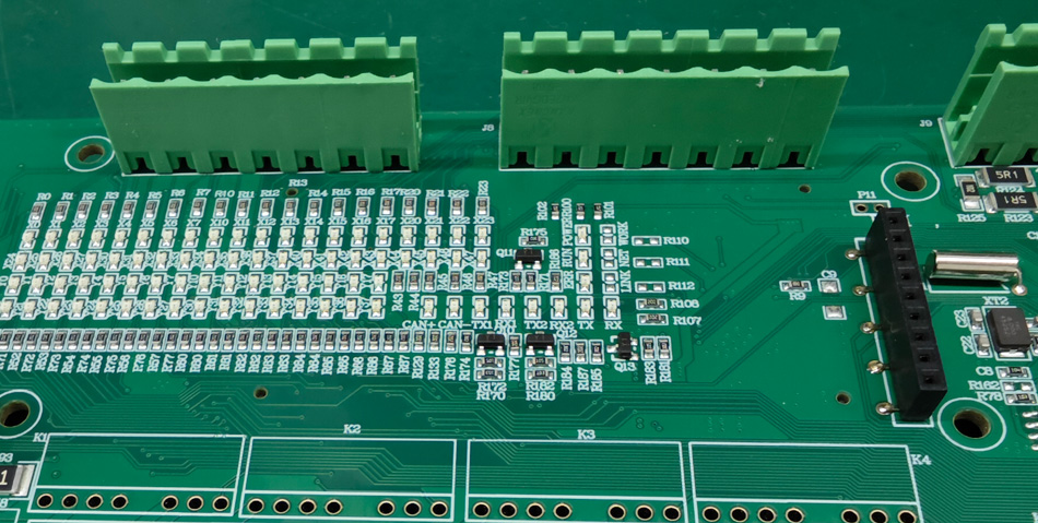 An Rún maidir le Seachadadh Mear: Optamú Am Luaidhe le haghaidh Monarchan PCBA
