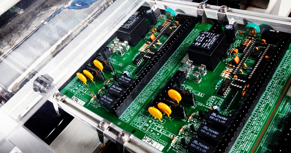 Iniúchadh ar Mhúnlaí Comhair agus Treochtaí i Monarchan PCBA Domhanda.